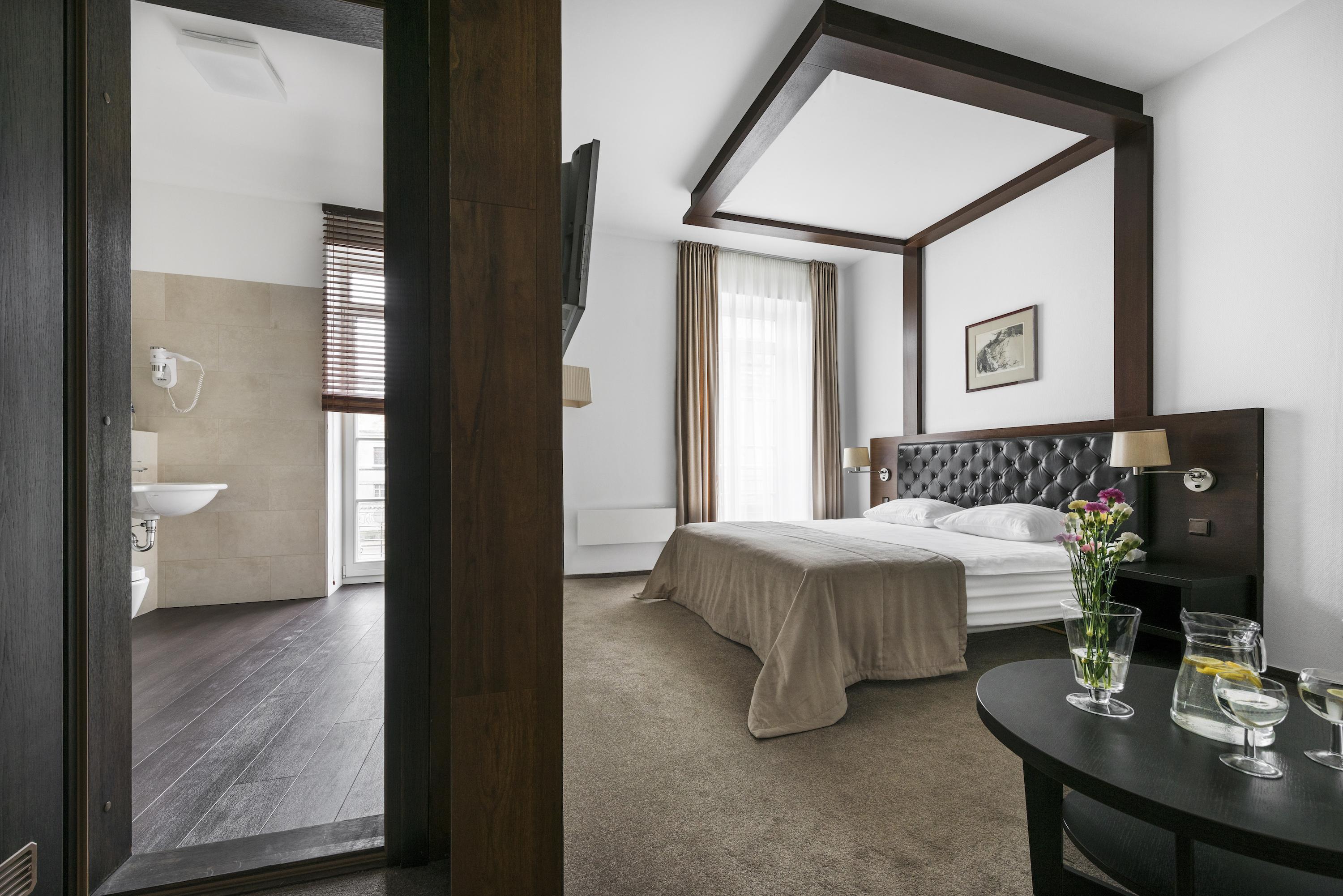 Amberton Cozy Hotel Kaunas Exterior foto