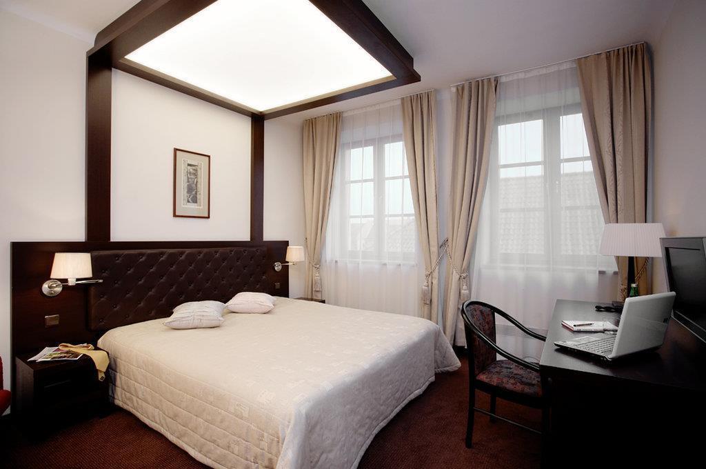 Amberton Cozy Hotel Kaunas Habitación foto
